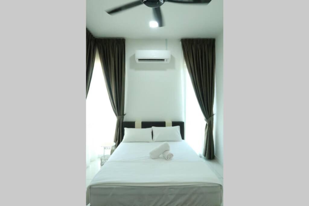 Promo Private Luxurious Nilai Vacation Home Kültér fotó