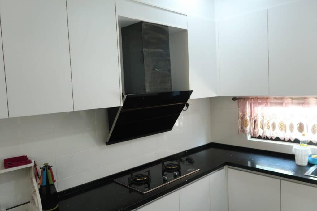 Promo Private Luxurious Nilai Vacation Home Kültér fotó