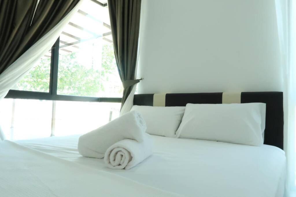 Promo Private Luxurious Nilai Vacation Home Kültér fotó
